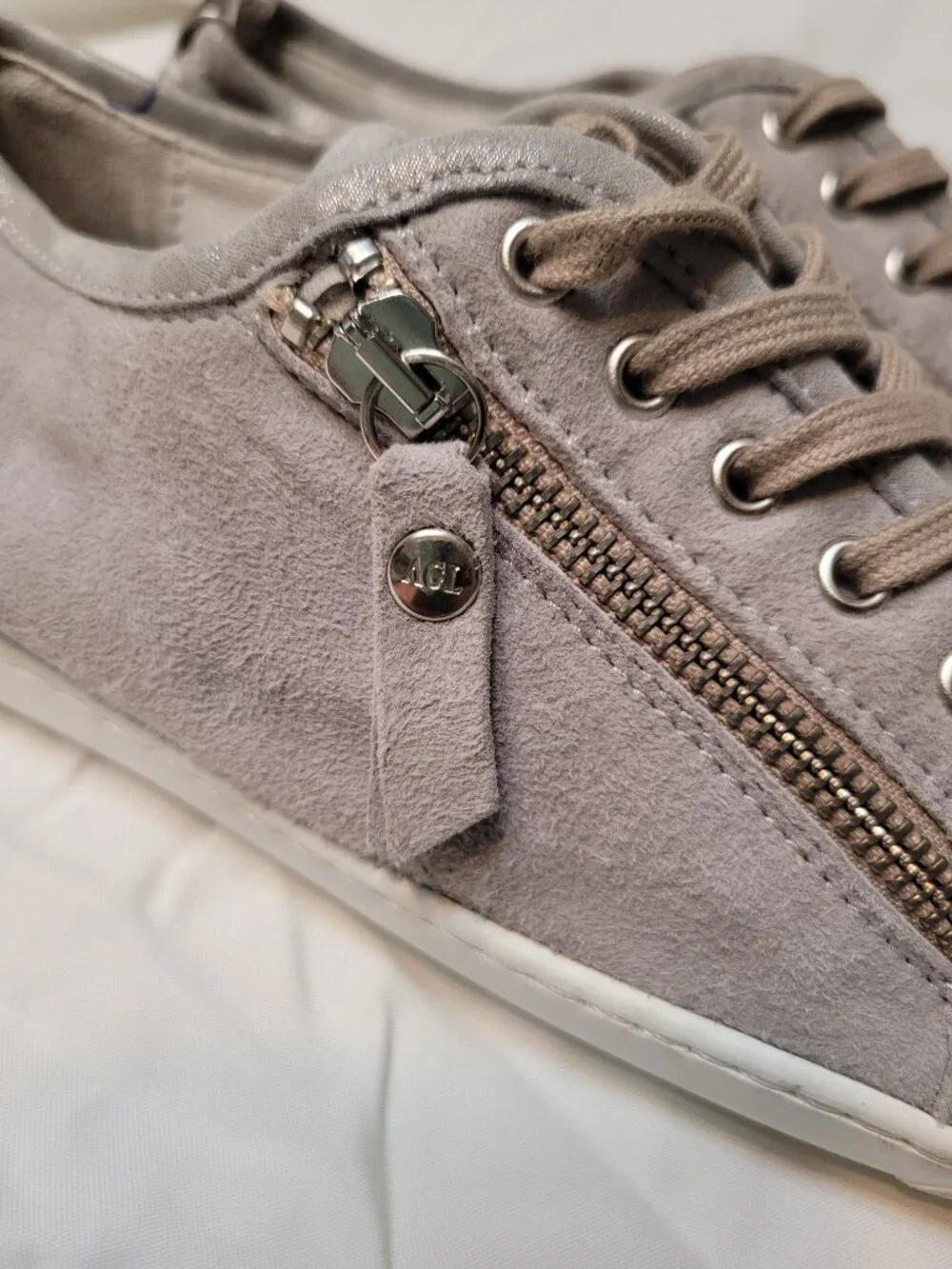 AGL, Silver Metallic Cap Toe Zip Gray Sneaker size 8/38 Made in Italy